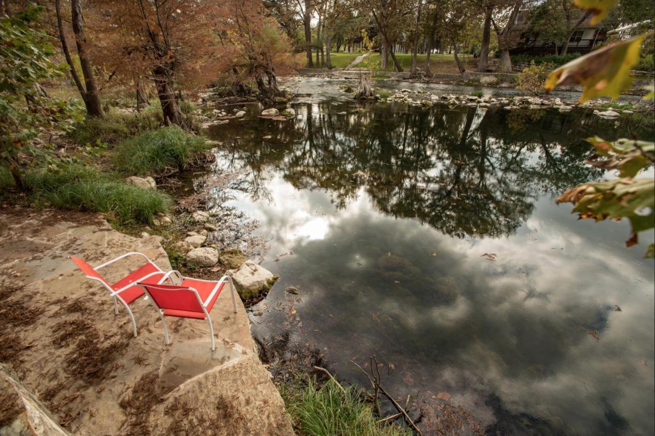 Gruene River Hotel & Retreat Ню Браунфелс Екстериор снимка